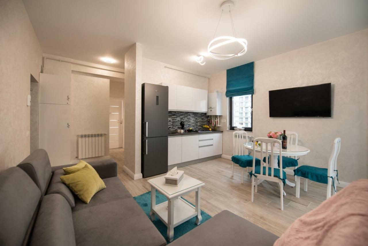 Luxury Apartment By The Sea ママイア エクステリア 写真