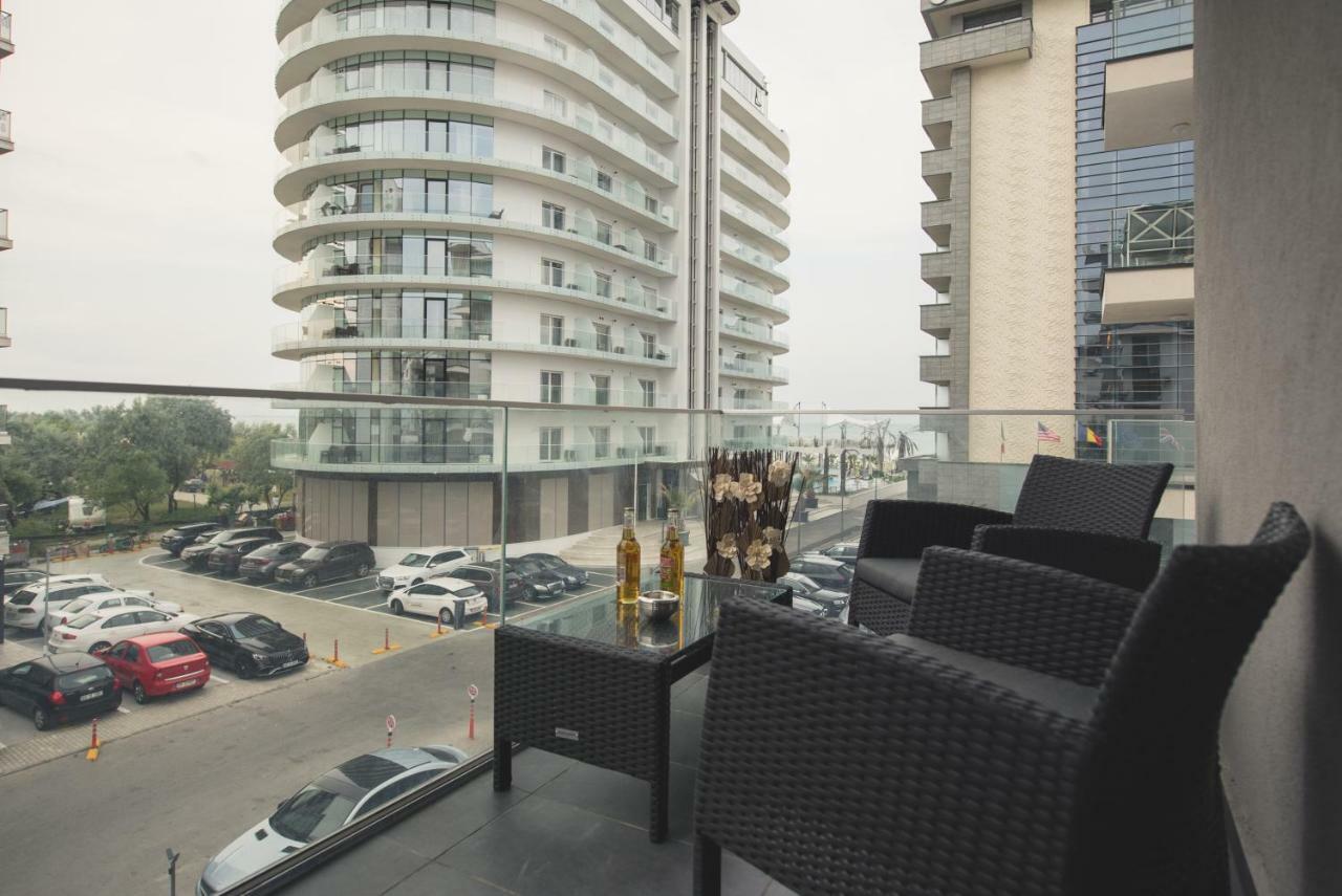 Luxury Apartment By The Sea ママイア エクステリア 写真